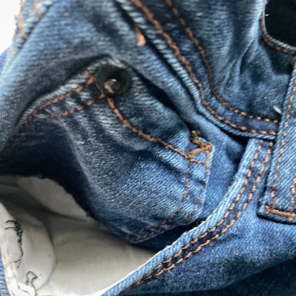 Kensie Jeans - Picture 2 of 5